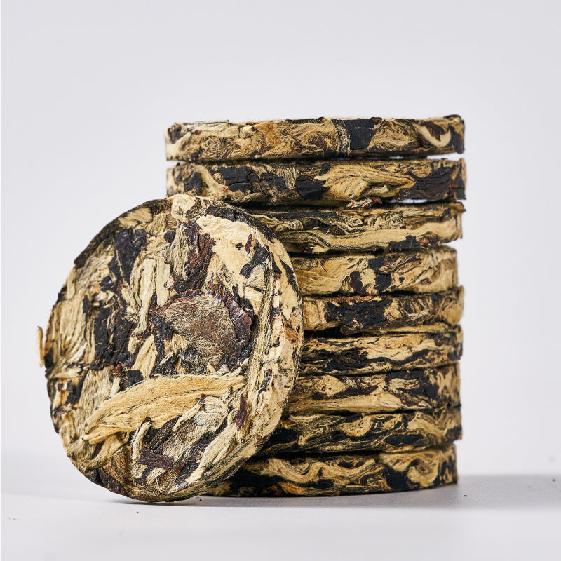 Yunnan Moonlight White Tea Mini Cake – 6-Year Aged | Honey & Fruity Aroma | Premium Pressed White Tea