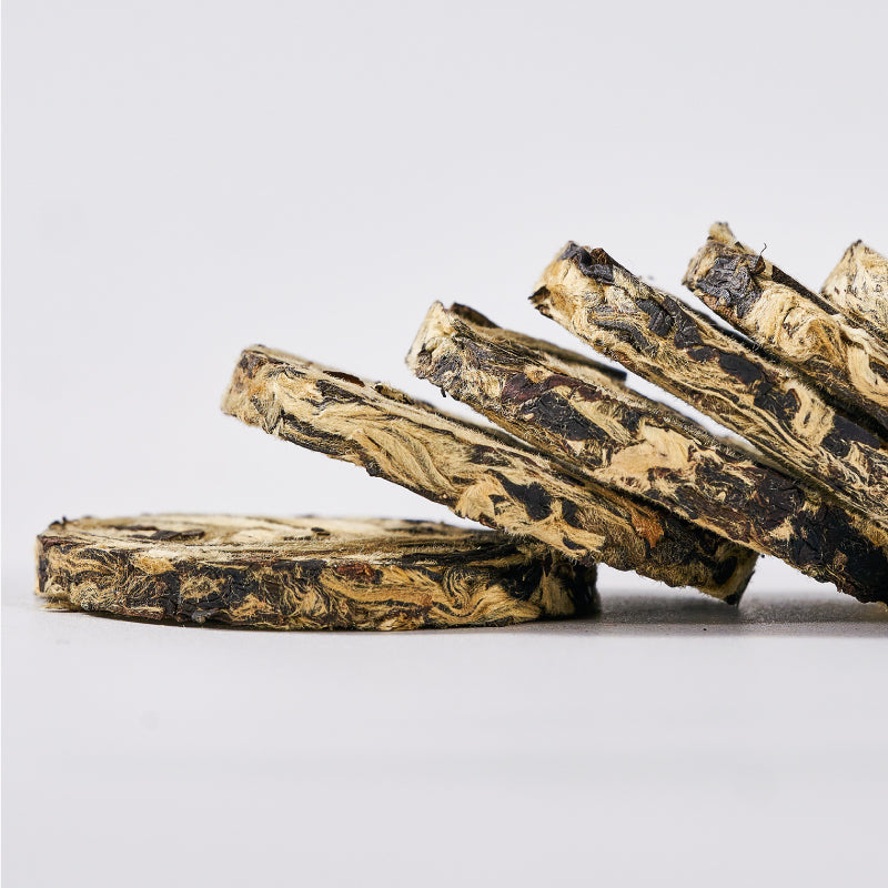 Yunnan Moonlight White Tea Mini Cake – 6-Year Aged | Honey & Fruity Aroma | Premium Pressed White Tea