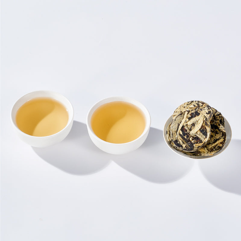 Yunnan Moonlight White Tea Mini Cake – 6-Year Aged | Honey & Fruity Aroma | Premium Pressed White Tea